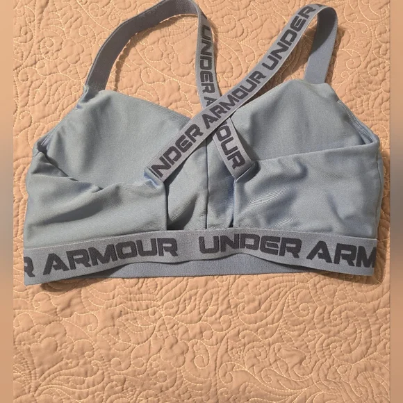 Under Armour Sports Bras - Picture 7 of 9